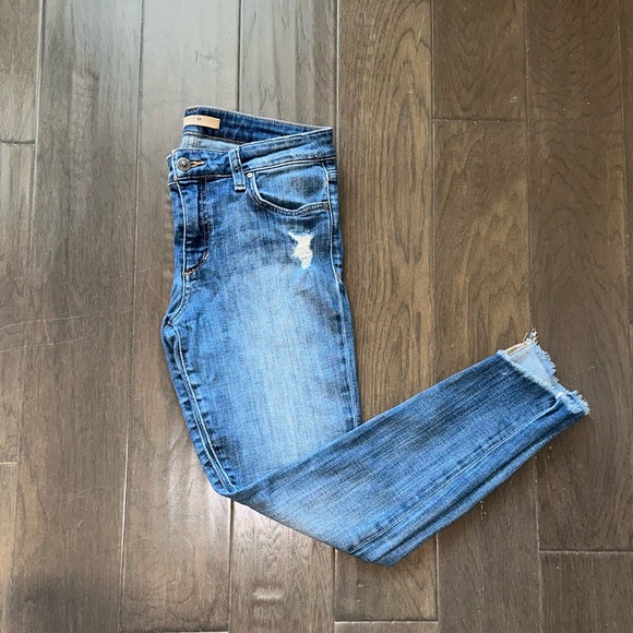 Joe's Jeans Distressed Raw Hem Cropped Skinny Jeans Size 27 - Picture 1 of 6
